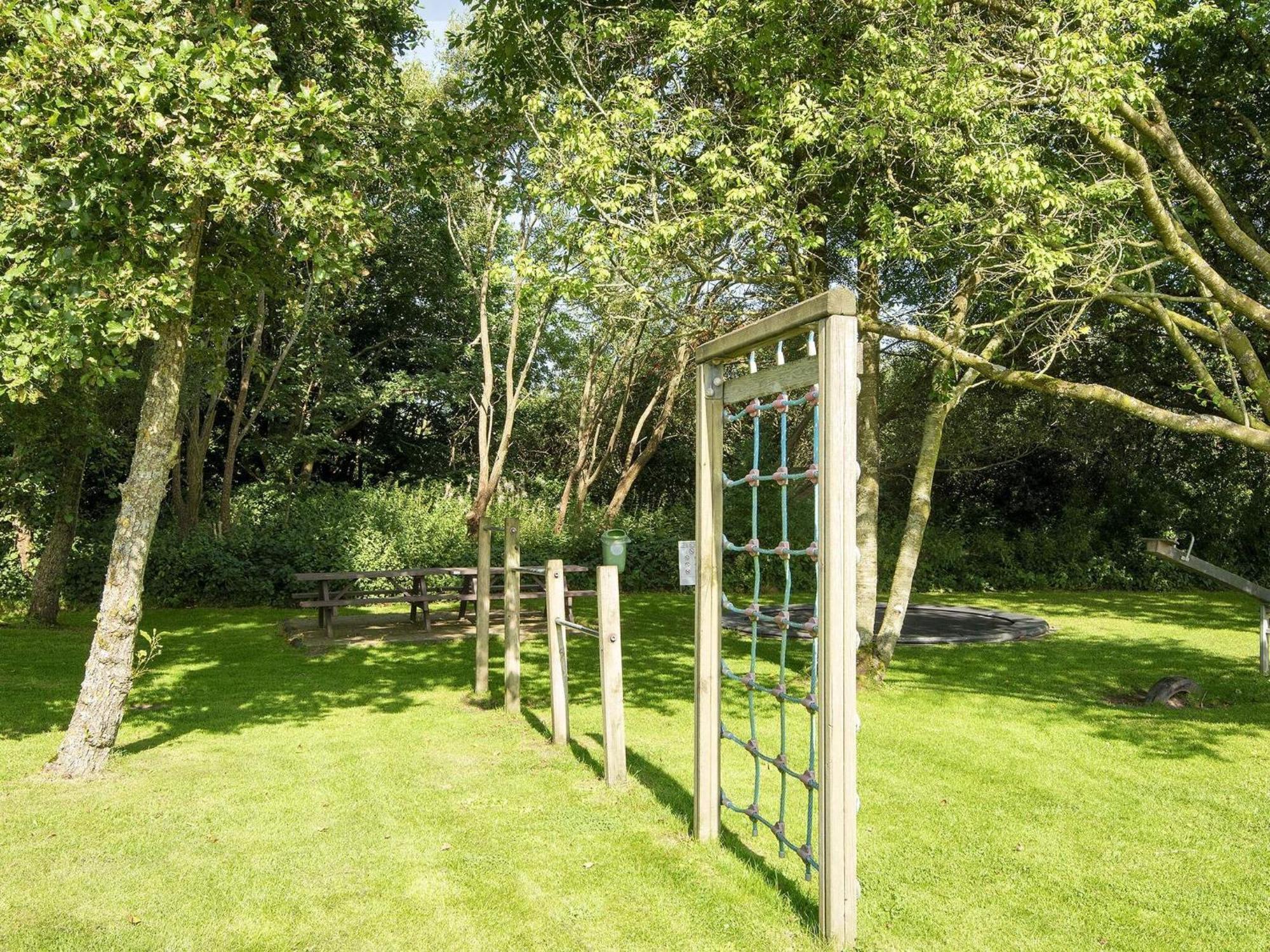 4 Person Holiday Home On A Holiday Park In Hemmet Eksteriør bilde